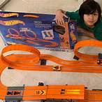 hot wheels zero gravity slot car track set